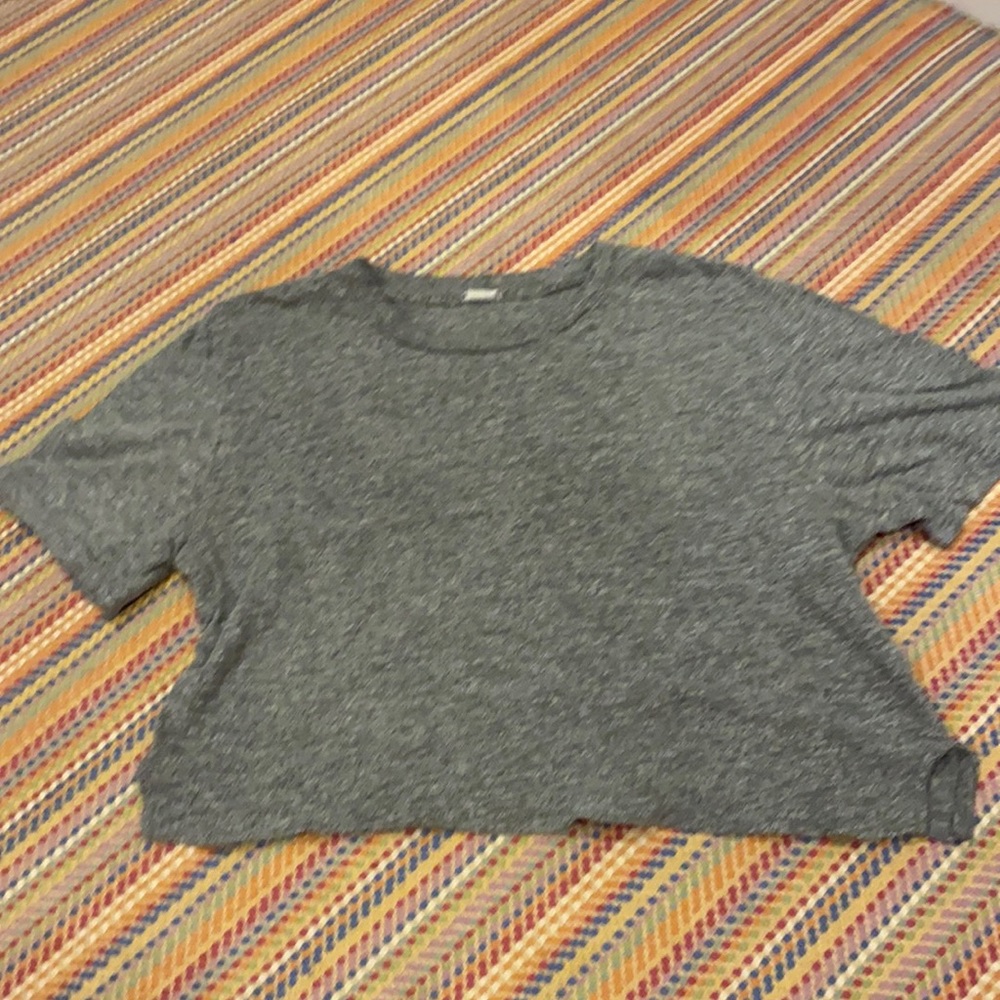 short sleeve grey shirt